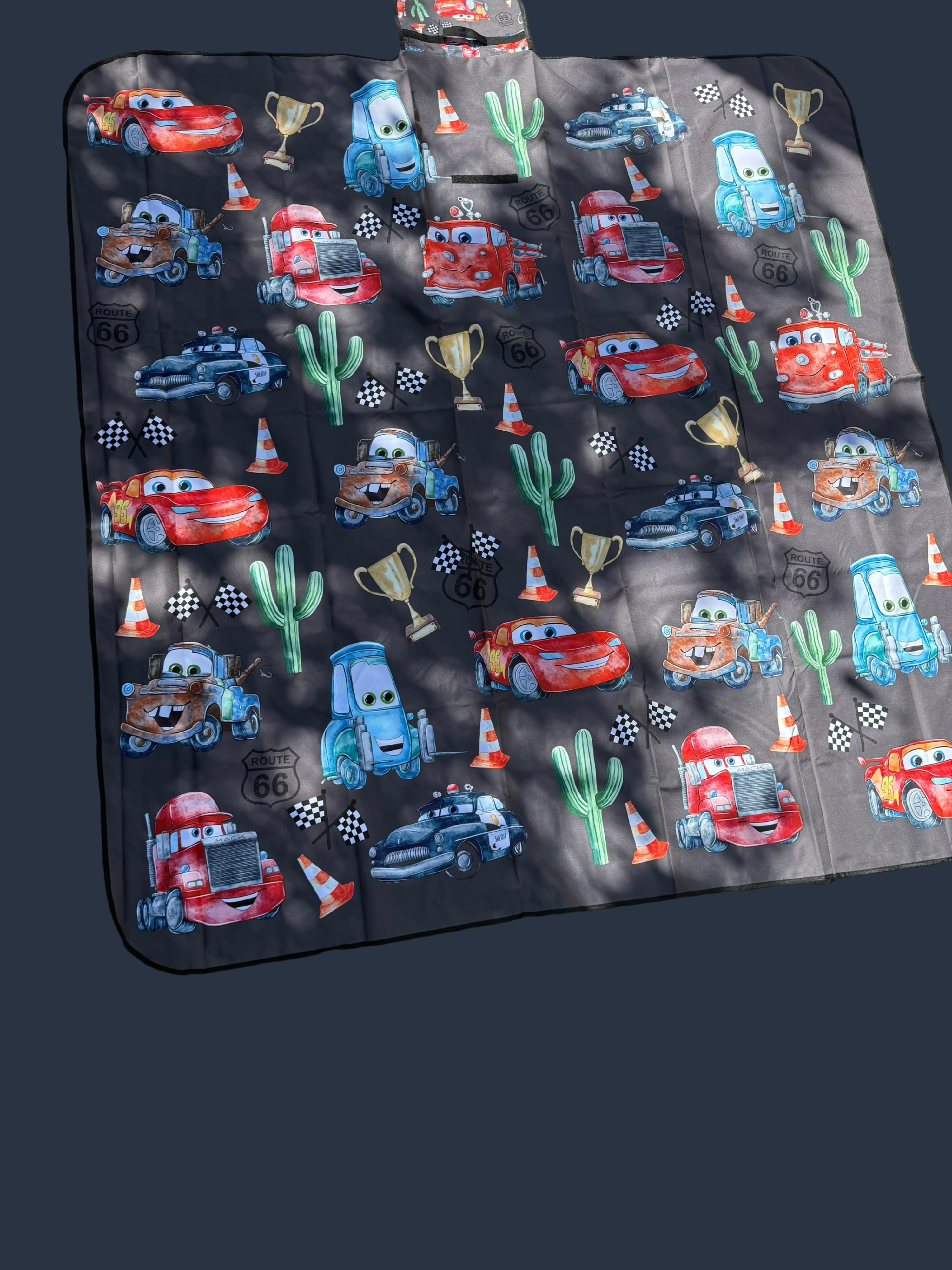 Cars Cove picnic mat